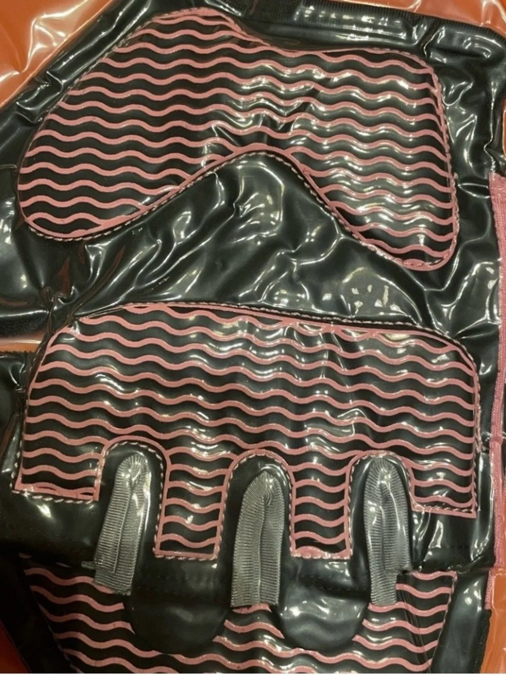 Pink and Black Half-Finger Grip Gloves